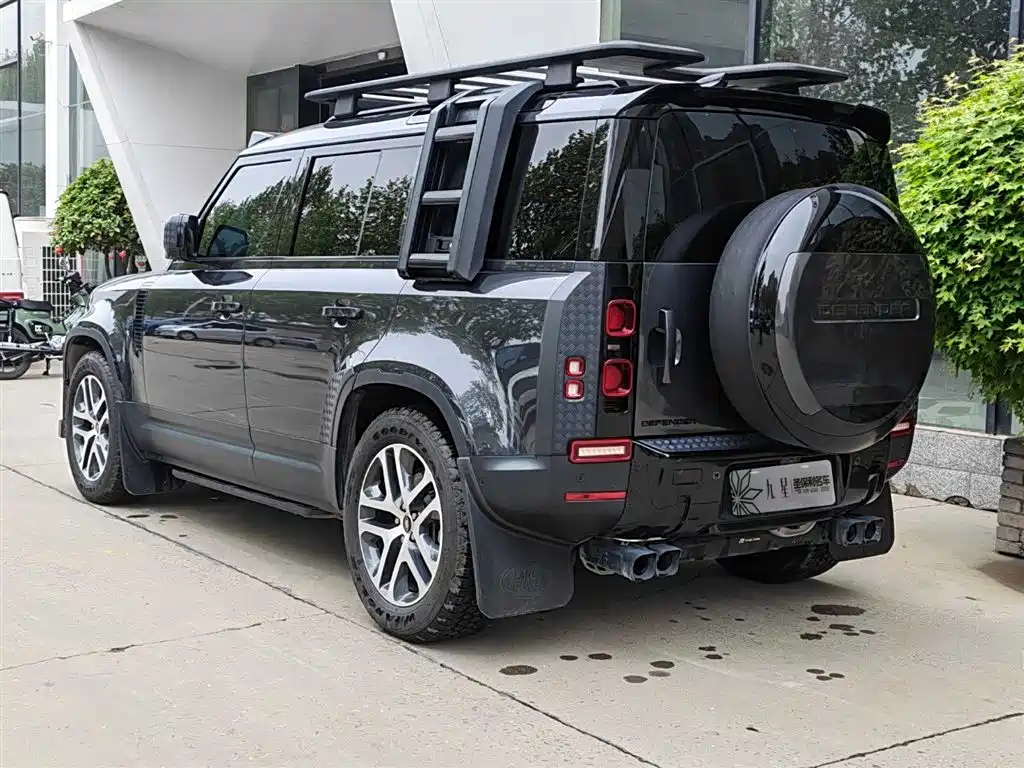 Land Rover Defender 2025 — фото 3