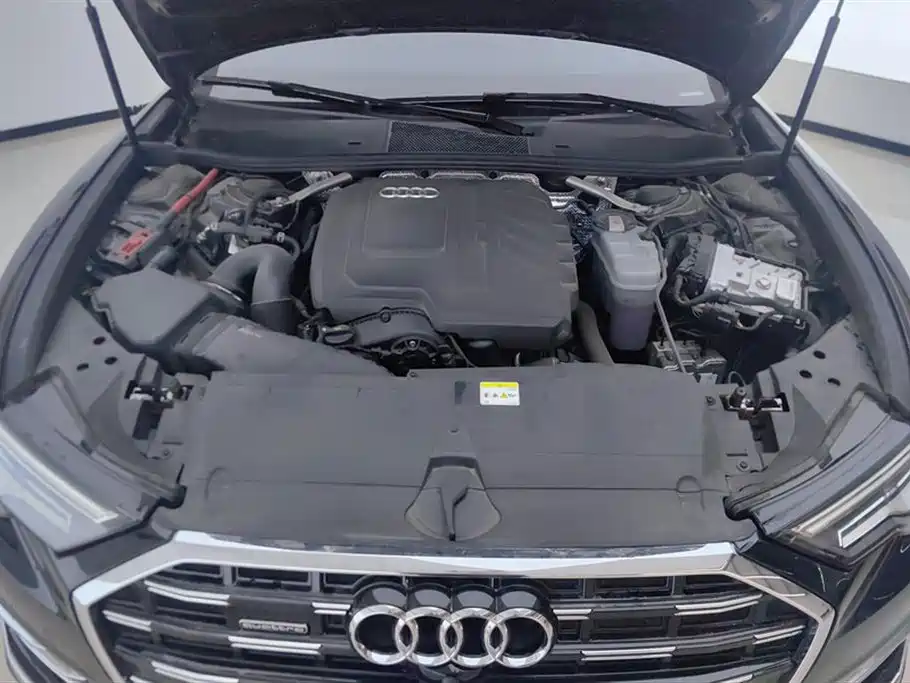 Audi A6L 2025 — фото 10