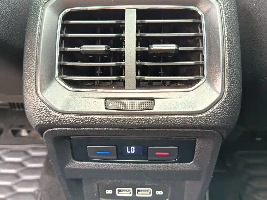 Volkswagen Tiguan L 2020 — фото 13
