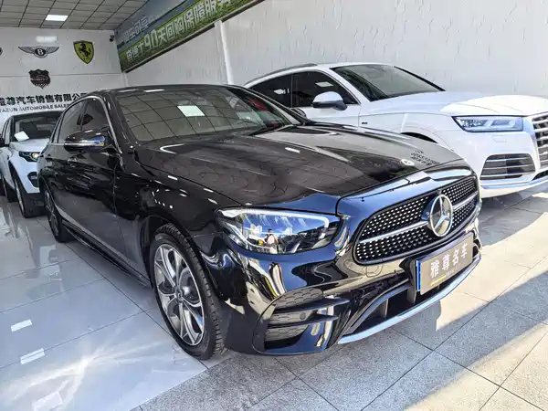 Mercedes-Benz E-Class 2023