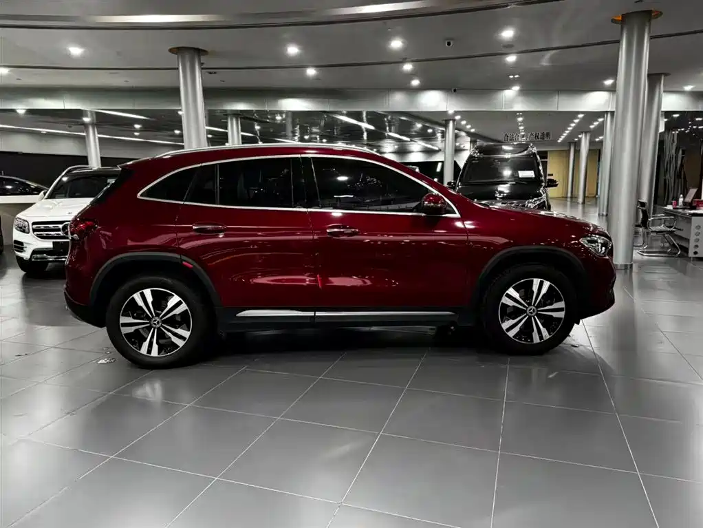 Mercedes-Benz GLA 2021 — фото 6