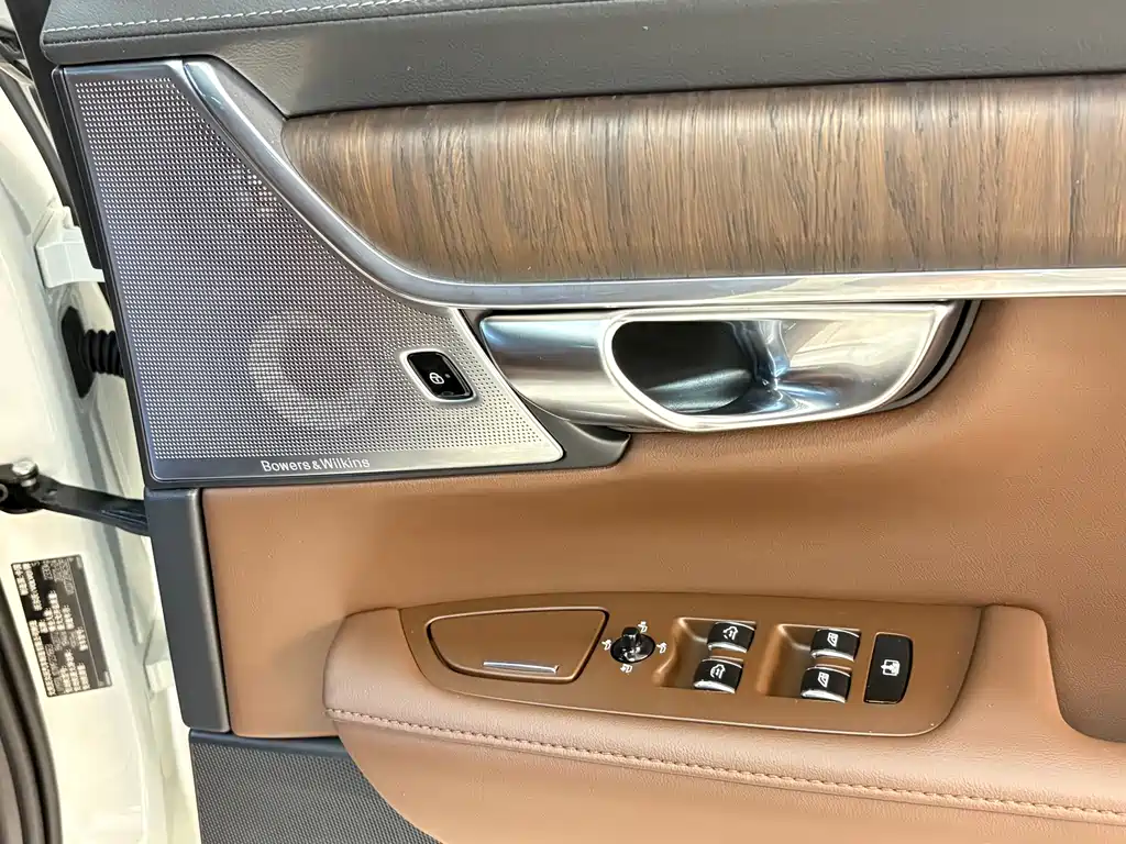 Volvo S90 2021 — фото 14