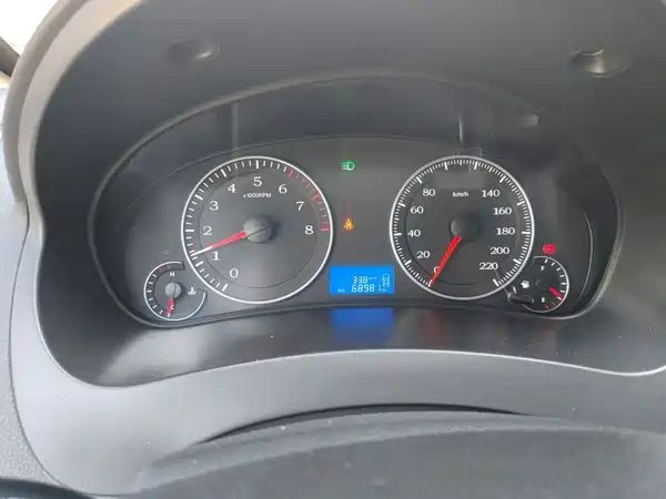 Geely King Kong 2016