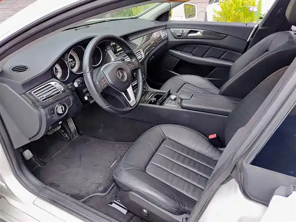 Mercedes-Benz CLS 2012