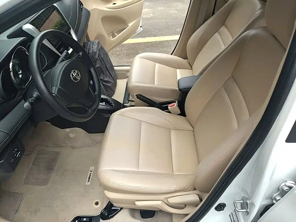 Toyota Yaris L 2019 — фото 15