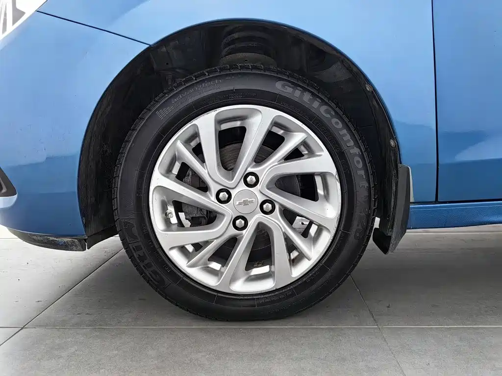 Chevrolet Lefeng RV 2016 — фото 17