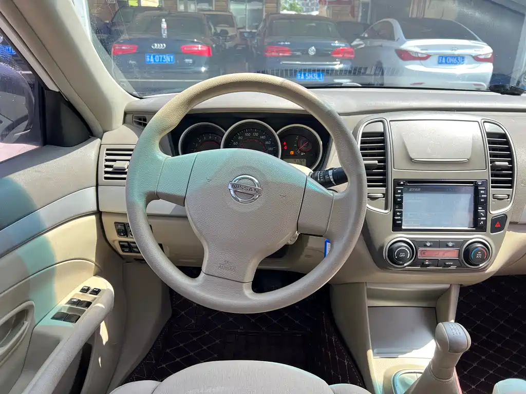 Nissan Sylphy 2014 — фото 15