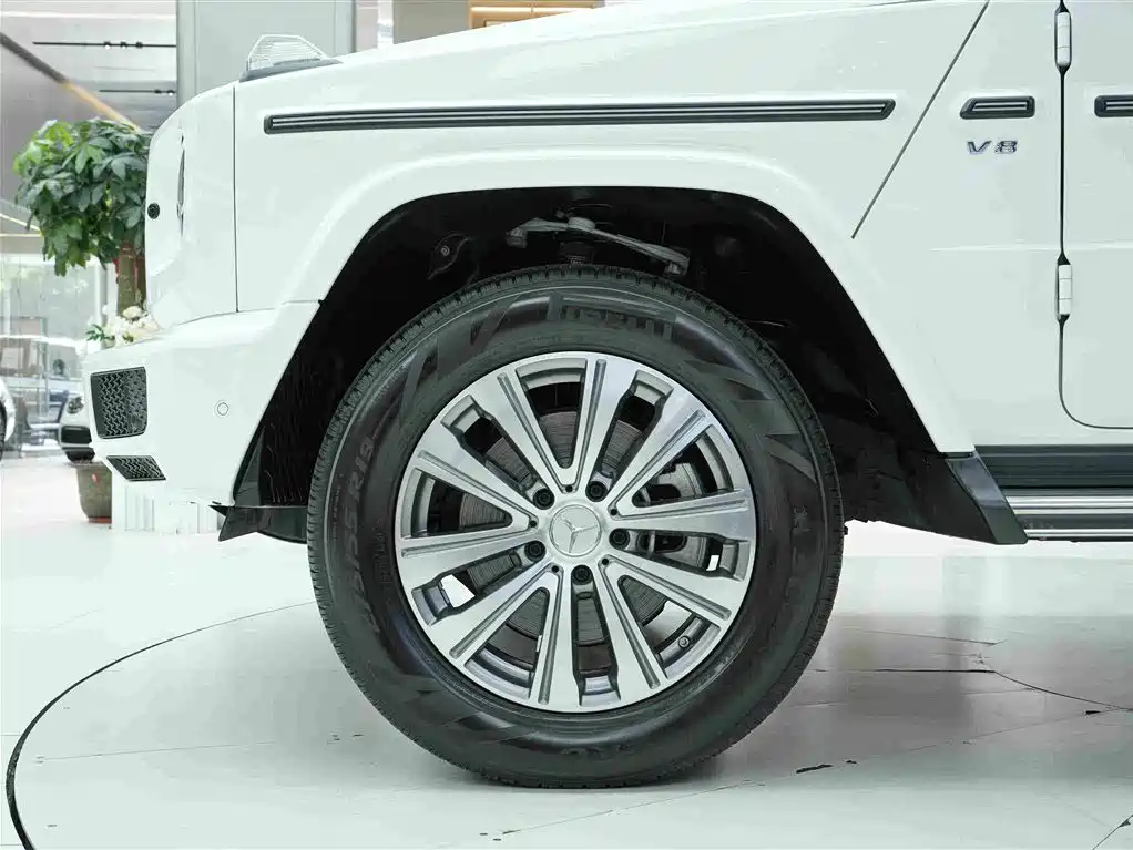 Mercedes-Benz G-Class 2024 — фото 18