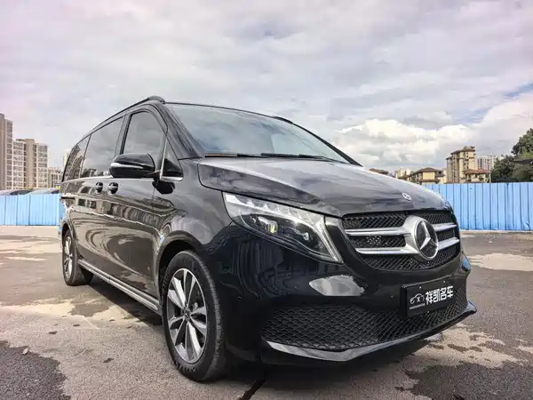Mercedes-Benz V-Class 2023
