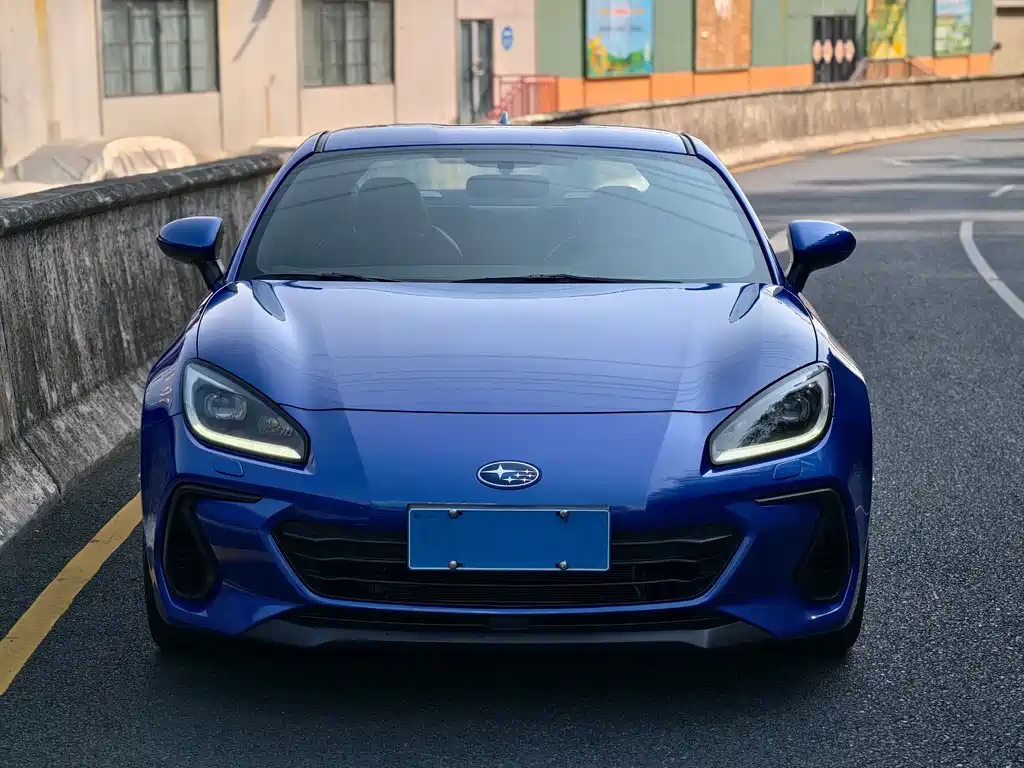 Subaru BRZ 2022 — фото 2