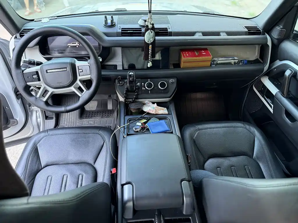 Land Rover Defender 2020 — фото 10