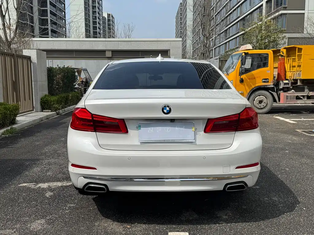 BMW 5 Series 2019