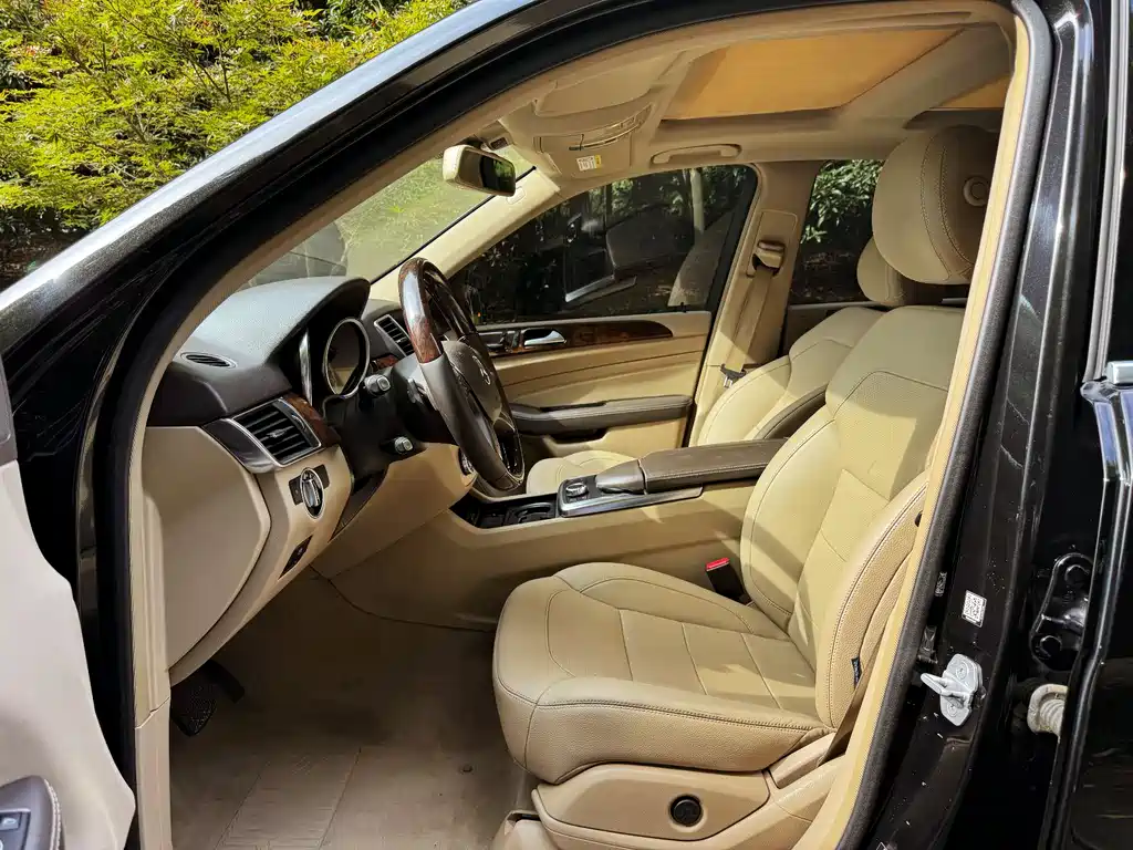 Mercedes-Benz M-Class 2015 — фото 10