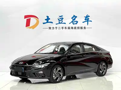 Hyundai Elantra 2023