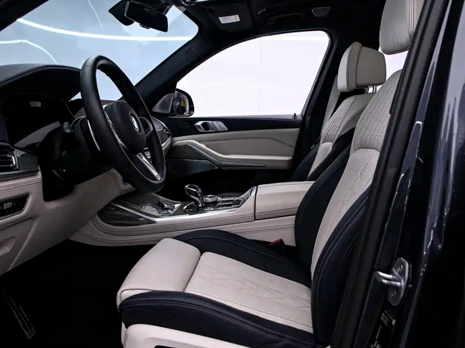 BMW X7 2019 — фото 12