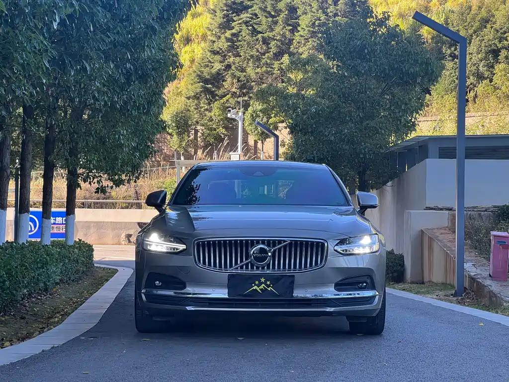 Volvo S90 2021 — фото 3