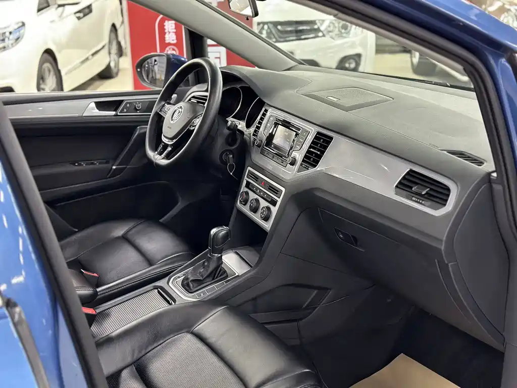 Volkswagen Golf Jialu 2016 — фото 11
