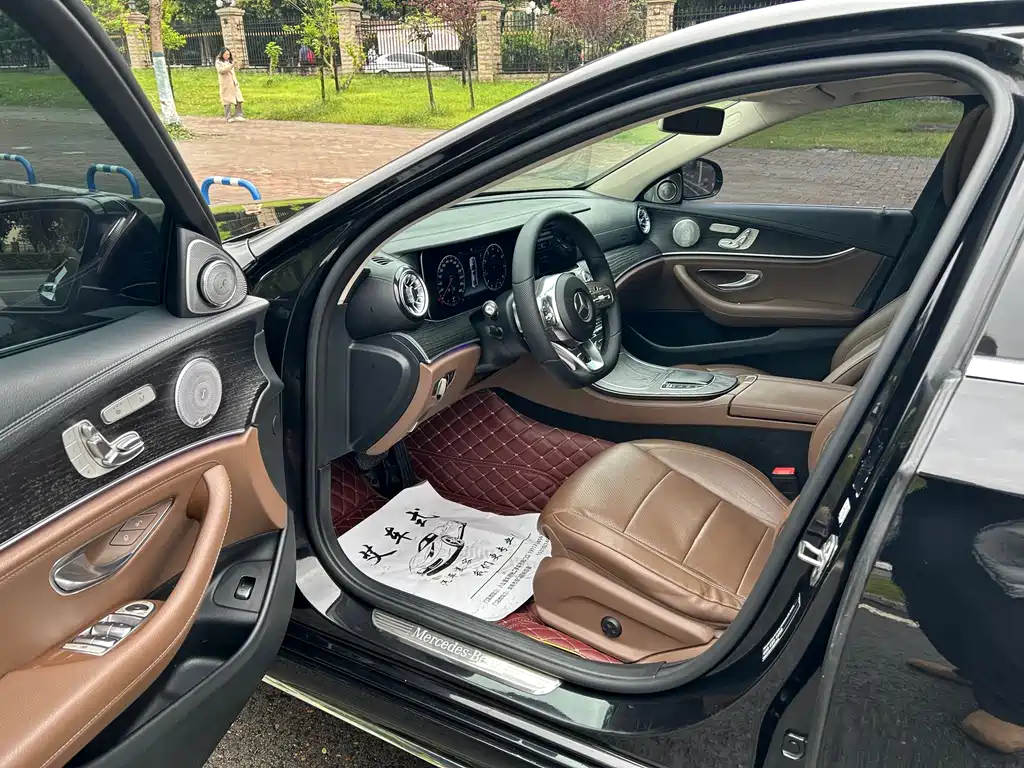 Mercedes-Benz E-Class 2020 — фото 10