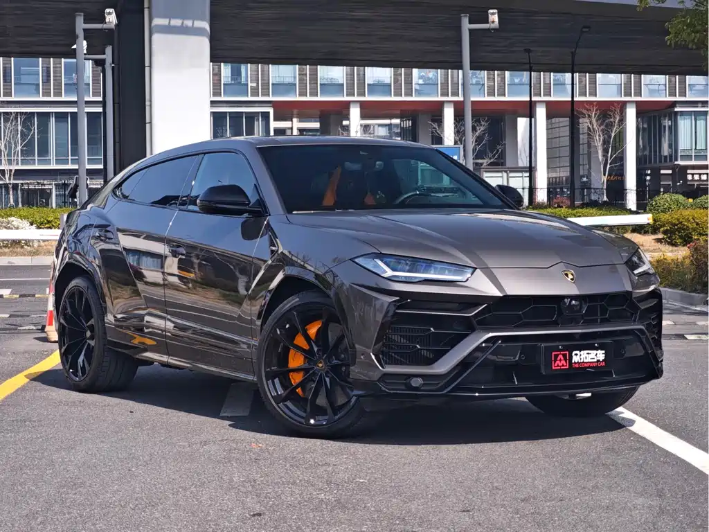 Lamborghini Urus 2022 — фото 3