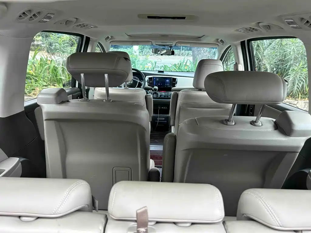 Honda Odyssey 2017 — фото 14