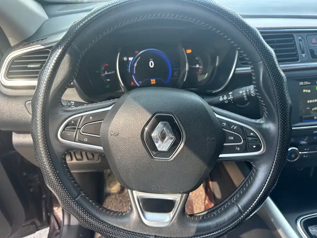 Renault Kadjar 2018 — фото 12