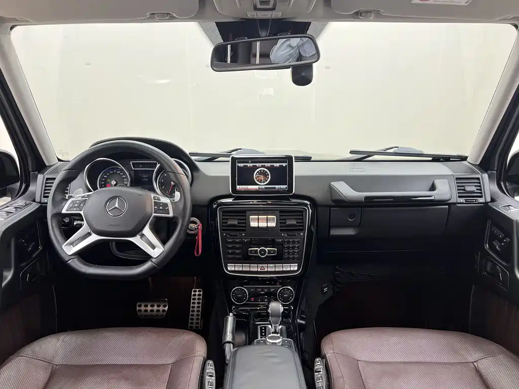 Mercedes-Benz G-Class 2016 — фото 12