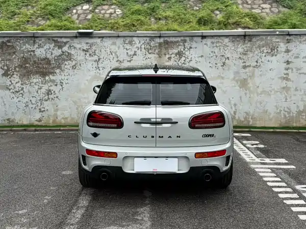 MINI Clubman 2022