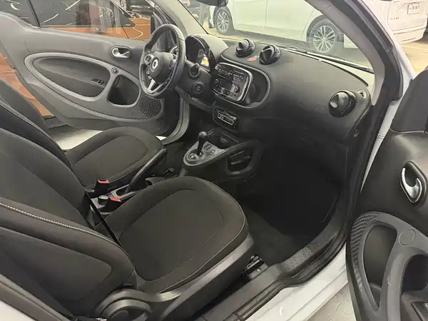 smart fortwo 2018