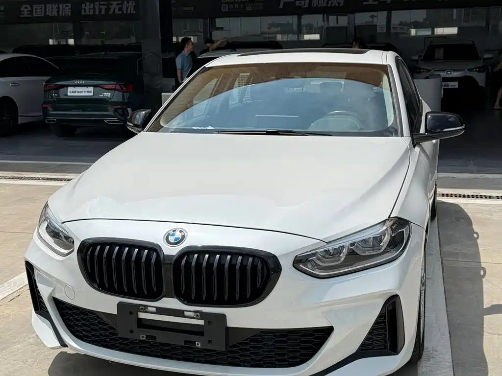 BMW 1 Series 2021