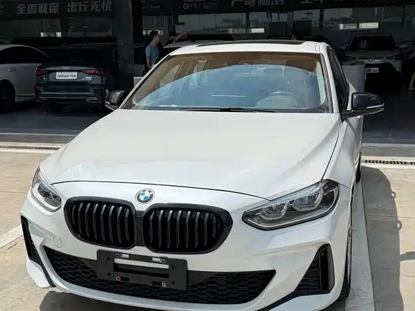 BMW 1 Series 2021