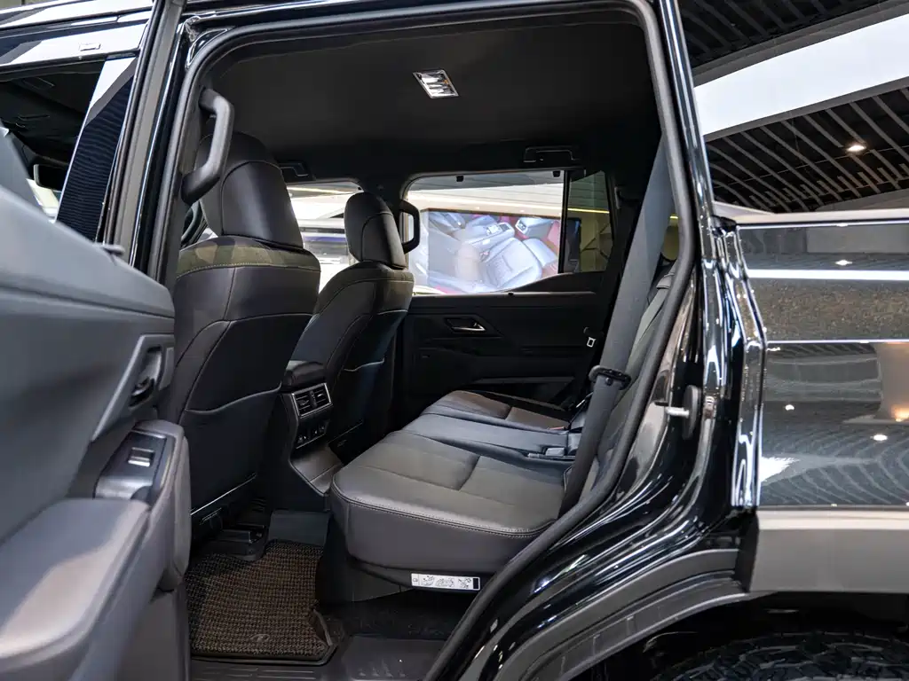 Lexus GX 2025 — фото 10