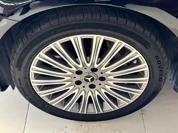 Mercedes-Benz E-Class 2018