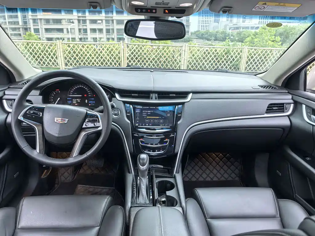 Cadillac XTS 2018 — фото 10