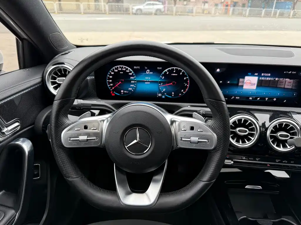 Mercedes-Benz A-Class 2020 — фото 16