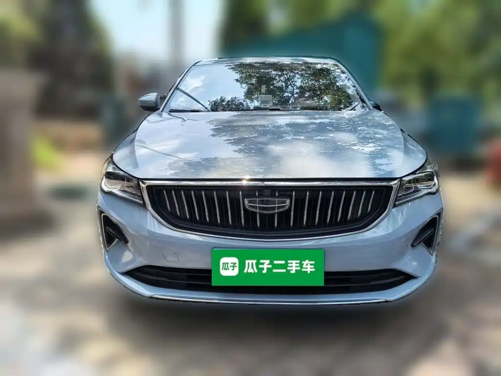 Geely Emgrand 2023