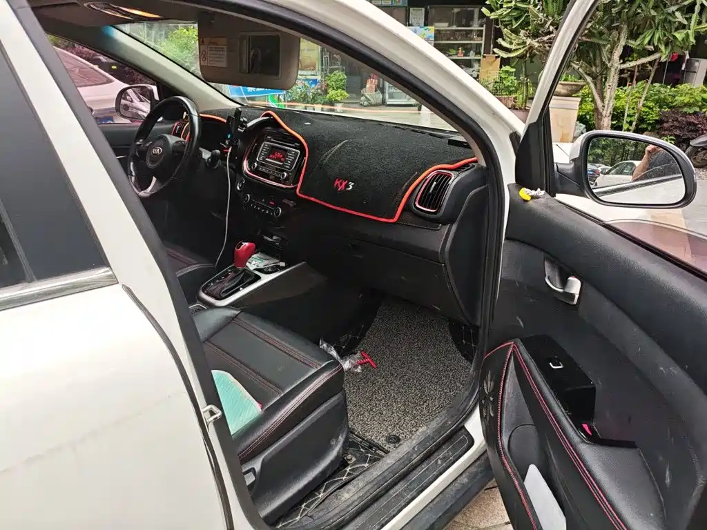 Kia KX3 Proud Running 2016 — фото 20