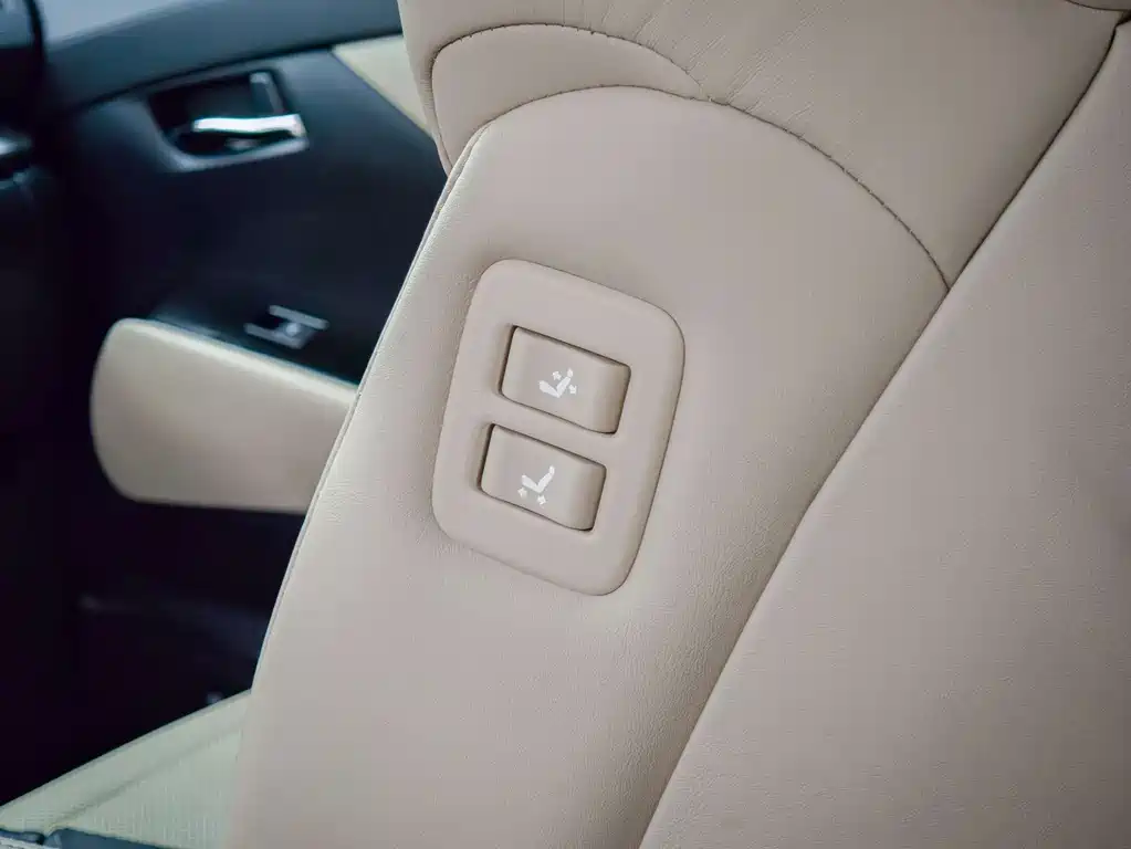 Toyota Vellfire 2021 — фото 17