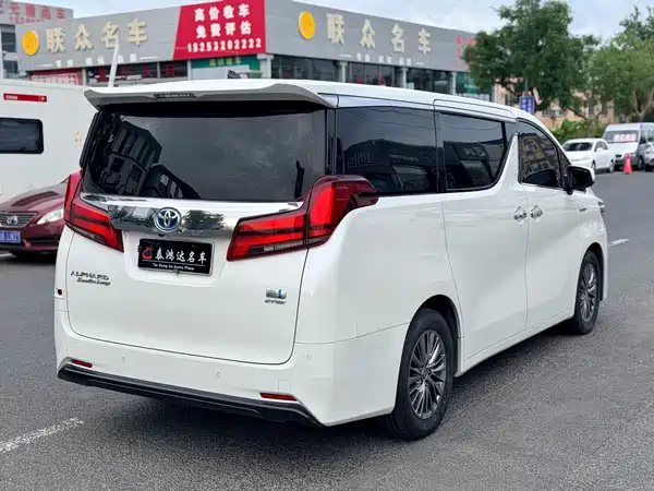 Toyota Alphard 2020