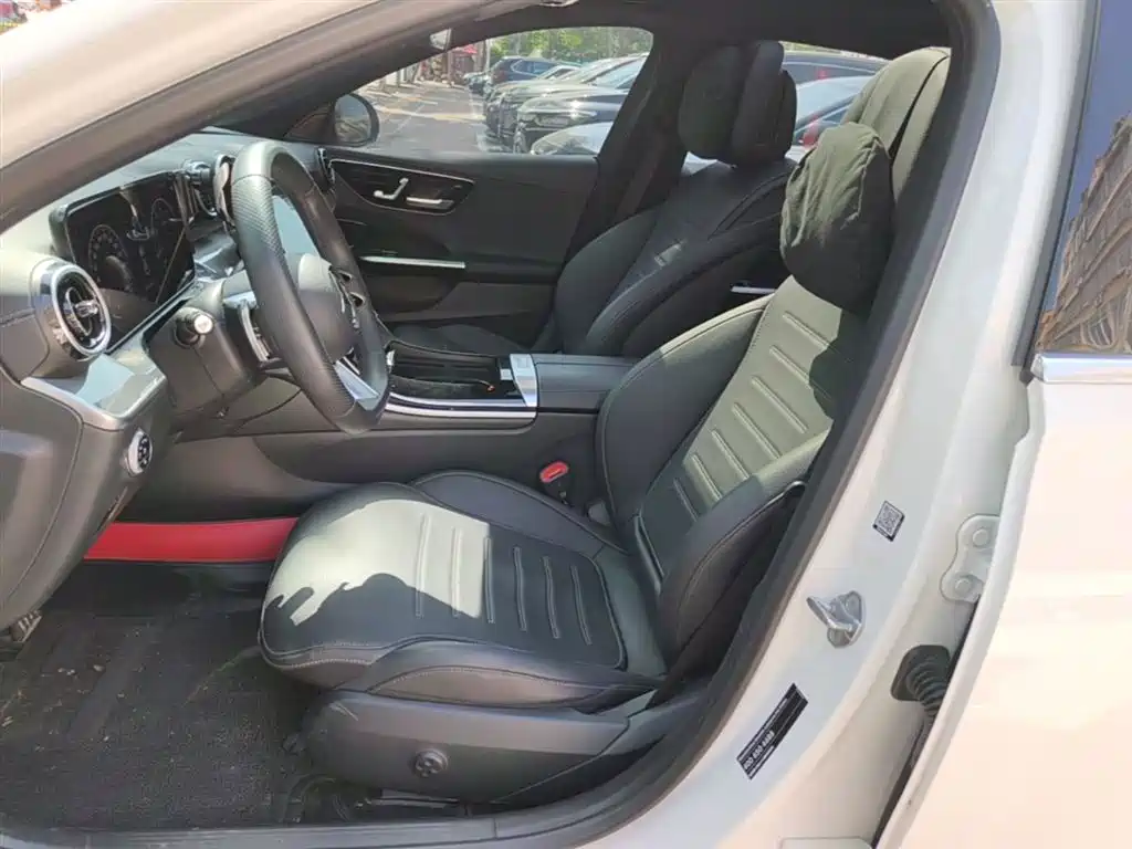 Mercedes-Benz C-Class 2023 — фото 15