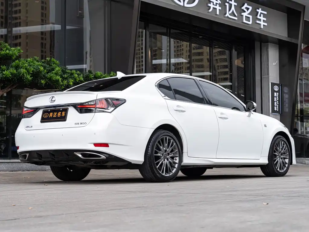Lexus GS 2018 — фото 3