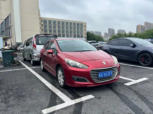 Peugeot 308 2015