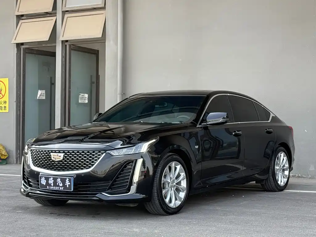 Cadillac CT5 2024 — фото 1