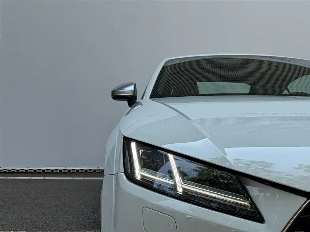 Audi TT 2017 — фото 9