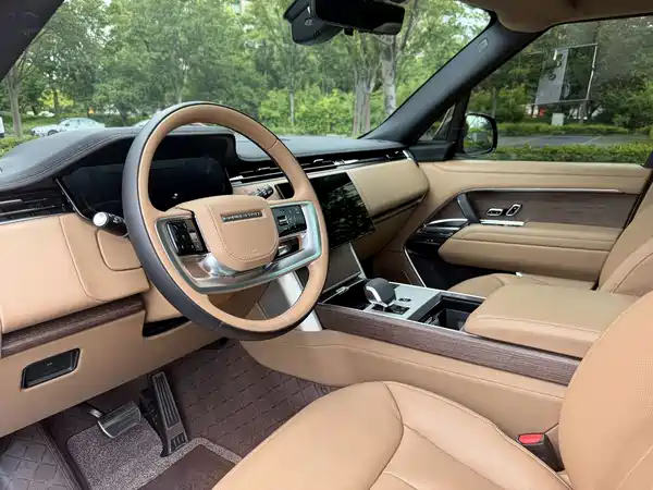 Land Rover Range Rover 2024