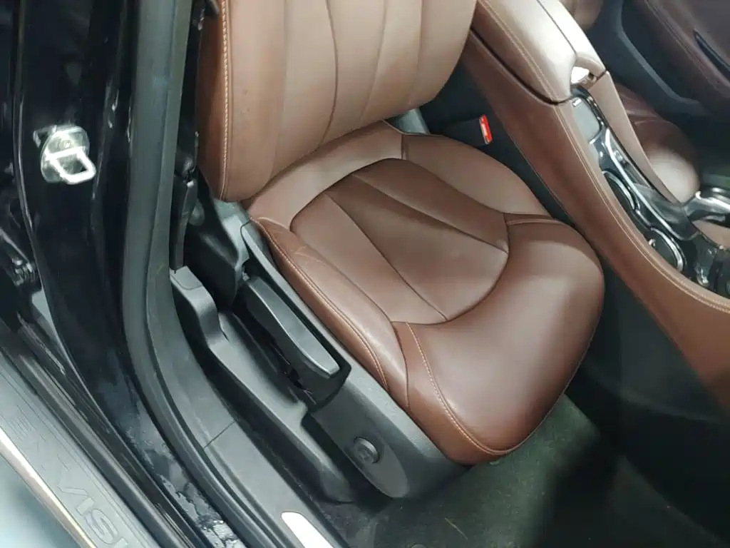 Buick Envision Plus 2019 — фото 25
