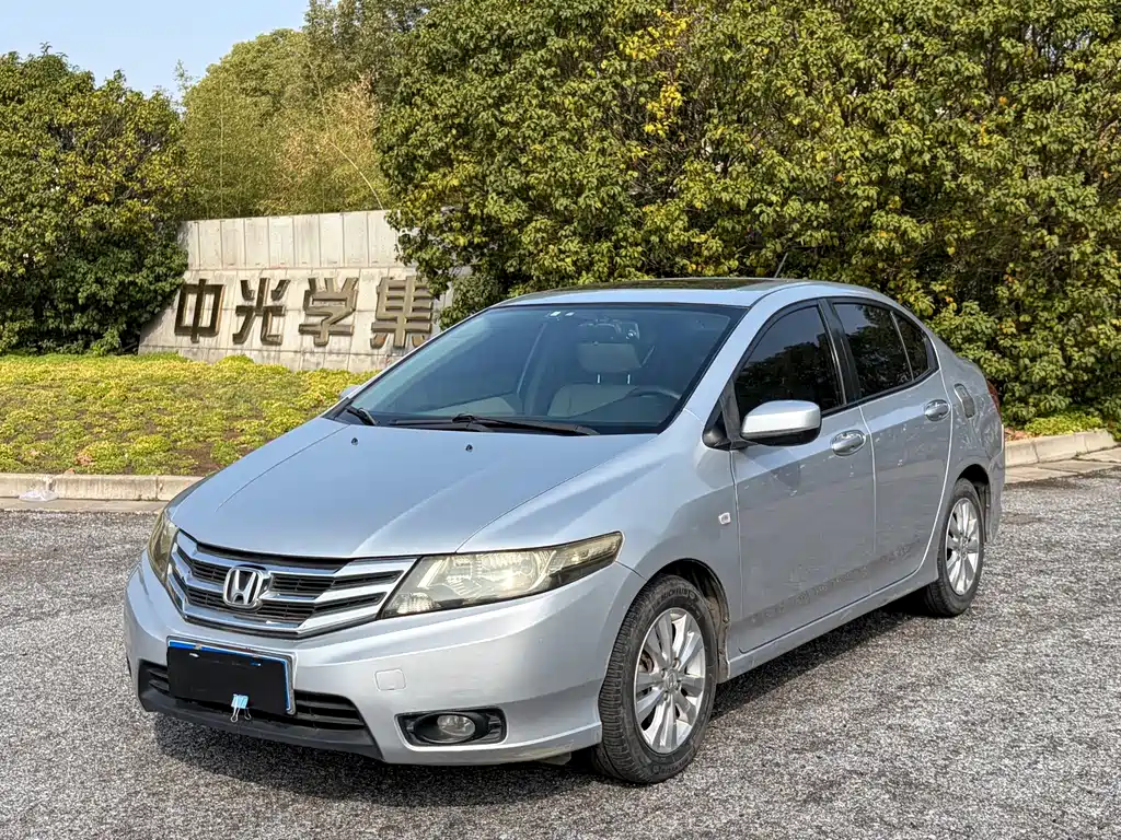 Honda City Classic 2014 — фото 1