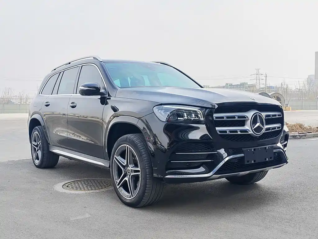 Mercedes-Benz GLS 2023 — фото 1