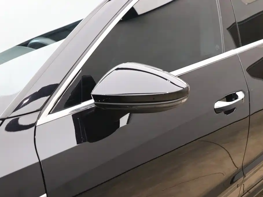 Audi A7L 2024 — фото 26