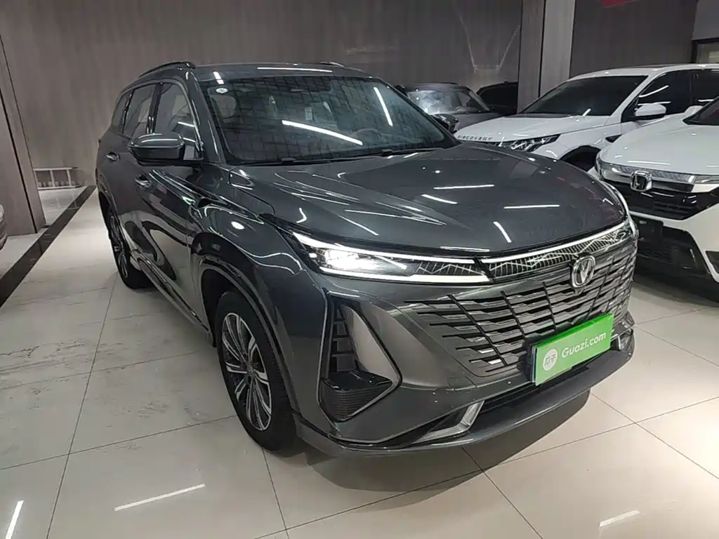 Changan CS75PLUS 2023 — фото 4