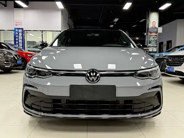 Volkswagen Golf 2023